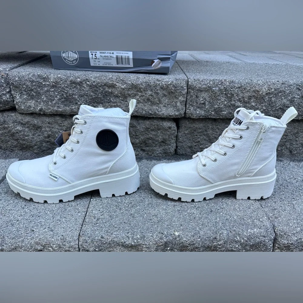 New in Box Palladium Women's White Pallabase Twill Size 7.5 Combat Boots - Picture 8 of 14